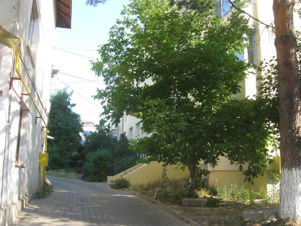 Lary Apartament سوتْشافا المظهر الخارجي الصورة