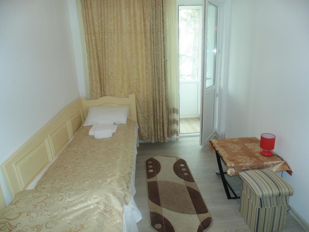 Lary Apartament سوتْشافا الغرفة الصورة