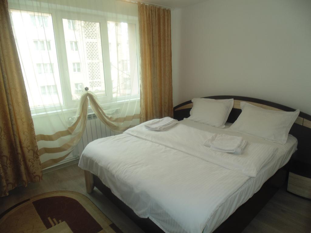 Lary Apartament سوتْشافا الغرفة الصورة